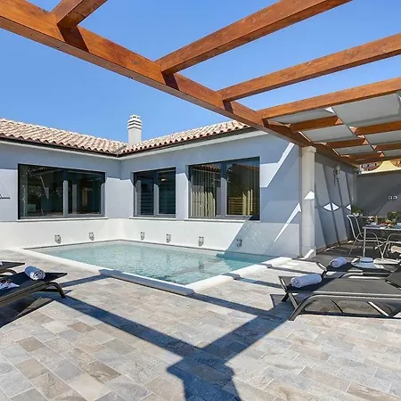 Sunny Holiday home *