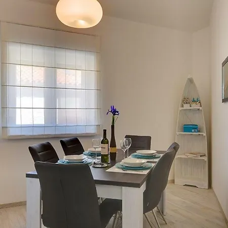 Sunny ヴィラ ボドニャン